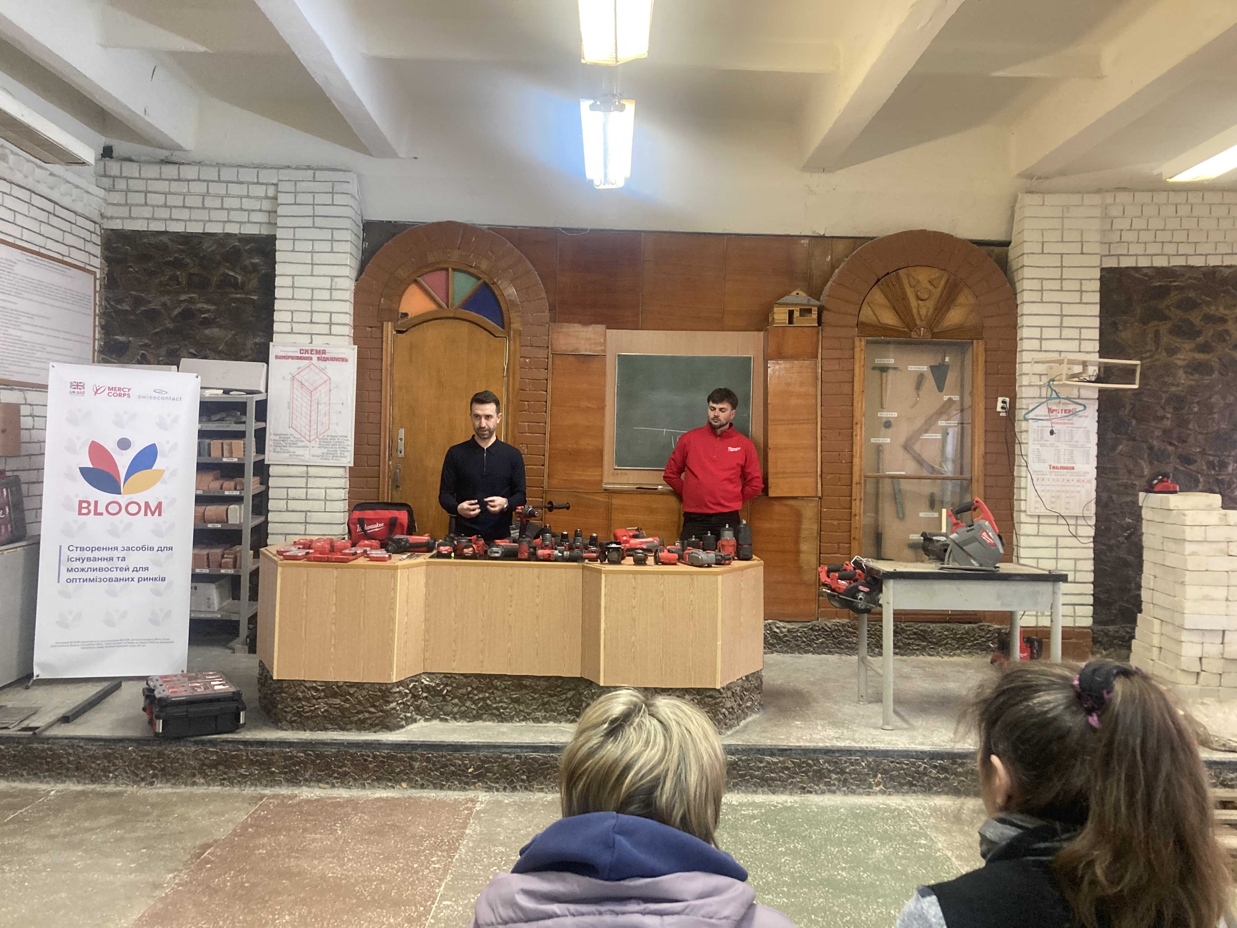 4 dclsdlcxcvcxxkkckvkx