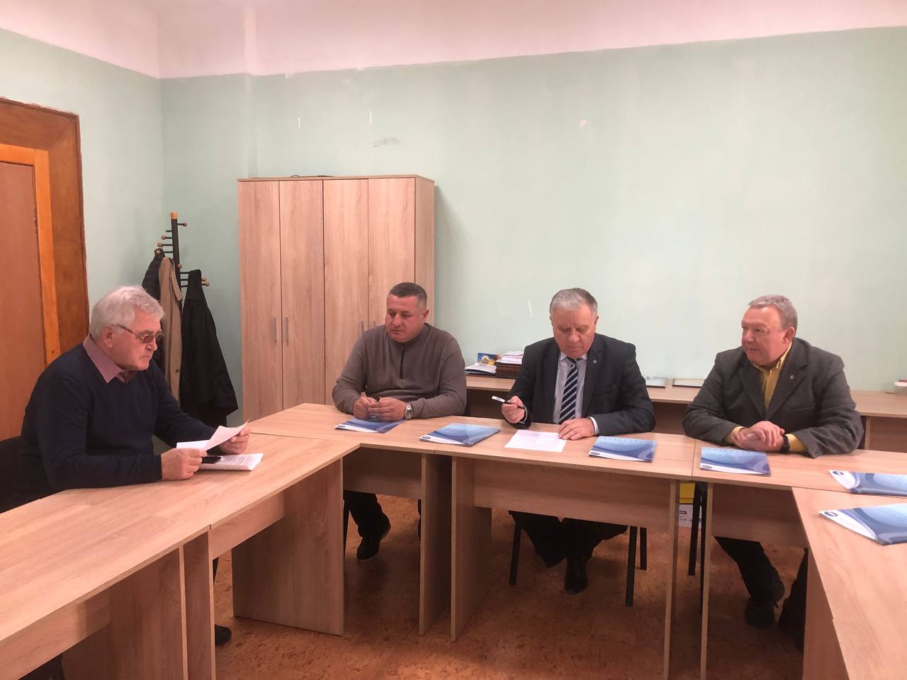 3photo 2025-10-03 20-32-39